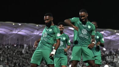 الأهلي في نسخته الأفضل: يايسله يخلع عباءته ويهزم الشباب بخماسية