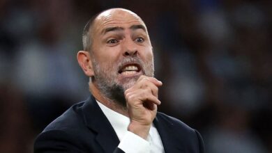 توتنهام يخسر ملايين: الراعي القديم ينهي عقده وسط مخاوف الهبوط