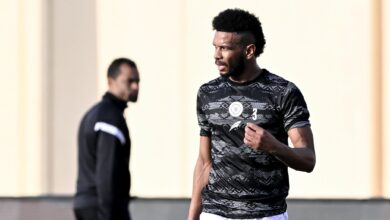 علي البليهي يشعل الديربي بمشادة مع ليوناردو: توتر مبكر في الهلال والشباب