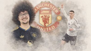 مشجع مانشستر يونايتد.. هل يتحول الدوري الإنجليزي إلى صالون حلاقة بسبب شعر فرانك إليت؟