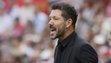 غياب ثنائي أتلتيكو مدريد عن موقعة برشلونة: سيميوني في ورطة