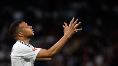 مبابي يحصل على رخصة القيادة.. وكورزاوا يسخر: أخيرًا!