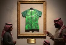 قميص يوم التأسيس السعودي: Placard تطلق تصميمًا خاصًا بالتعاون مع مصادر إعلامية