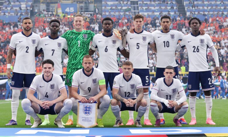 اعتزال نجم إنجلترا دولياً: وكر يعلن الرحيل قبل المونديال