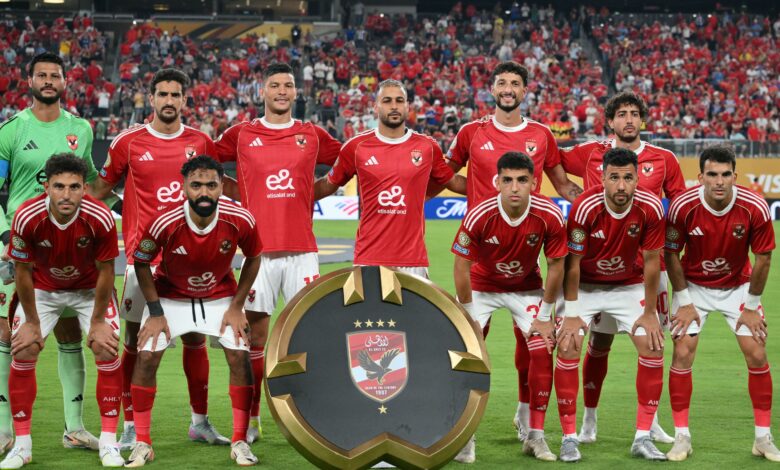 ركلة جزاء الأهلي المثيرة للجدل: قناة النادي تهاجم حكم لقاء زد