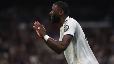 تدخل VAR في واقعة رودريجر أمام خيتافي: لماذا غاب التحكيم؟