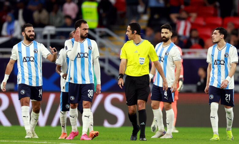 بيراميدز يشكو حكم دوري أبطال أفريقيا.. اتهامات بالأخطاء المتعمدة