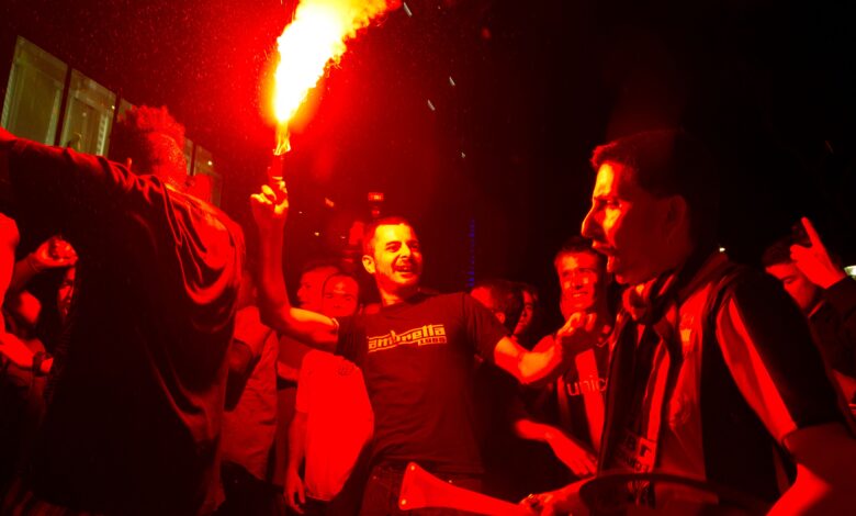 جماهير برشلونة تلهب الأجواء ضد أتلتيكو وتهتف ضد الريال