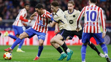 برشلونة في مواجهة أتلتيكو: هل تنجح الرسائل التاريخية في صنع معجزة؟