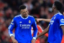 مبابي يتجه لفرنسا.. غضب من أطباء الريال وإنقاذ للموسم