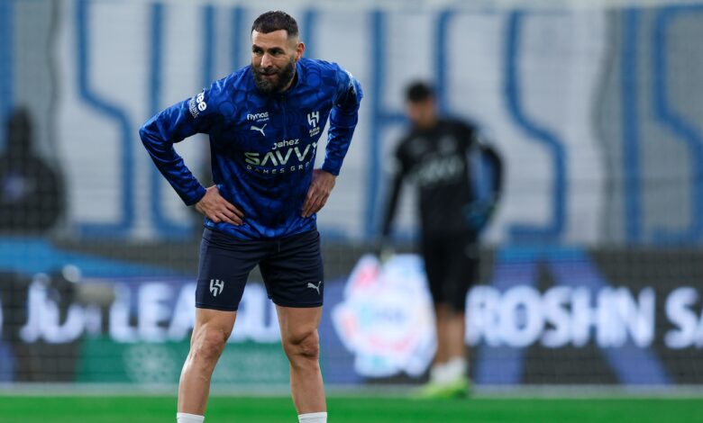 الهلال يكشف آخر مستجدات إصابة بنزيما وتأهيله