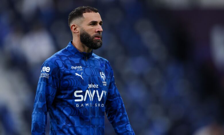 بنزيما يحول طرد الهليل لهدف قاتل في مباراة الهلال والنجمة