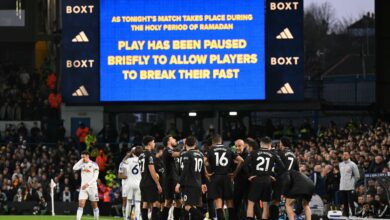 مدرب ليدز عن جماهير مسلمي فريقه: تصرف مخيب للآمال