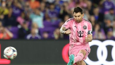 ميسي يعادل بيليه في الركلات الحرة: إنجاز تاريخي في الدوري الأمريكي