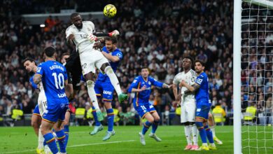 خيتافي يفاجئ ريال مدريد ويمنح برشلونة الصدارة في الدوري الإسباني