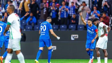 الهلال يسحق النجمة برباعية في ليلة تألق بنزيما