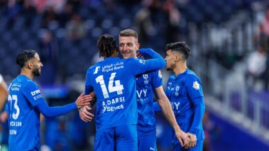 ناصر الدوسري وكلاسيكو الأهلي: نجم الهلال يغيب عن مواجهة الفتح