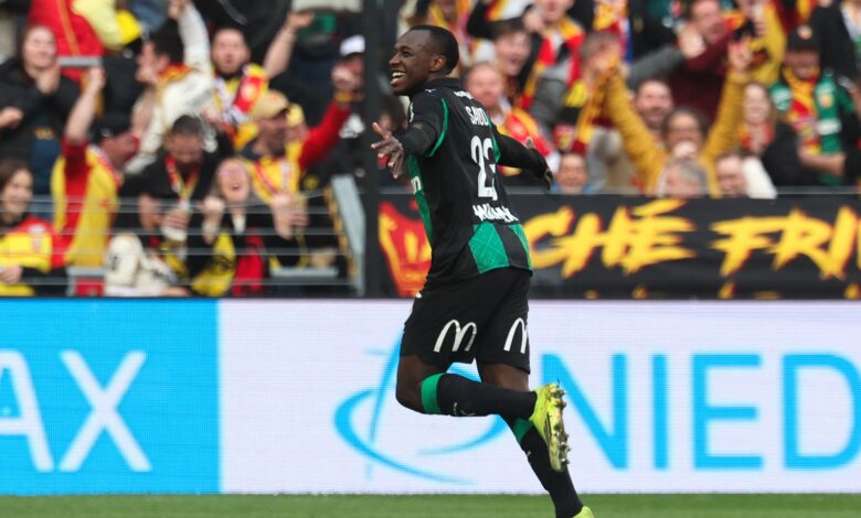 سعود عبد الحميد يكتب التاريخ بالدوري الفرنسي بهدف صاروخي