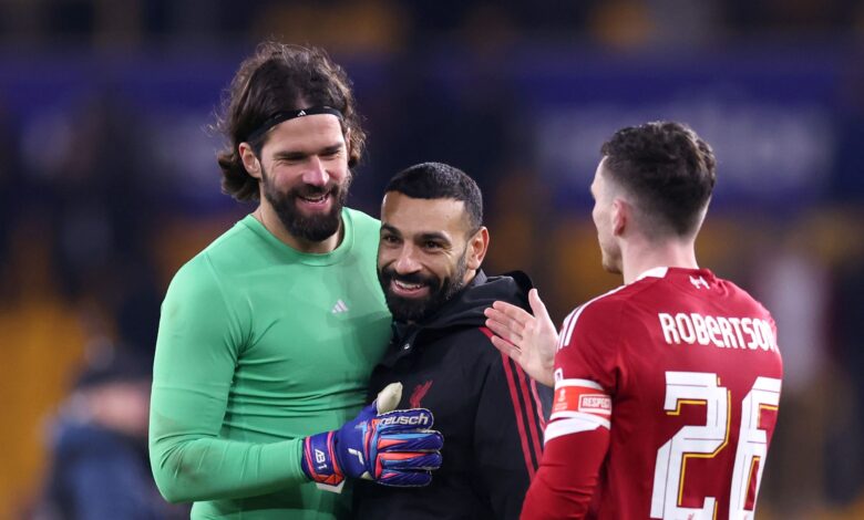 محمد صلاح: روبرتسون يودع نجم ليفربول برسالة مؤثرة "الأعظم بلا منازع"