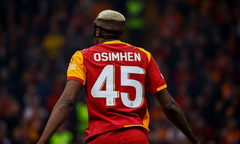 مهاجمو برشلونة: أوسيمين ليس الأولوية.. فيلاهوفيتش وسيسكو خارج الحسابات