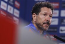 أتلتيكو مدريد يفقد نجميه قبل قمة برشلونة: إصابات تعقد المهمة