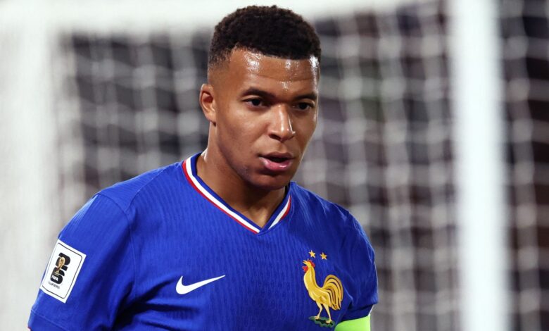 مبابي: وصفوني بالقرد.. وأروي ذكريات المونديال مع حكيمي