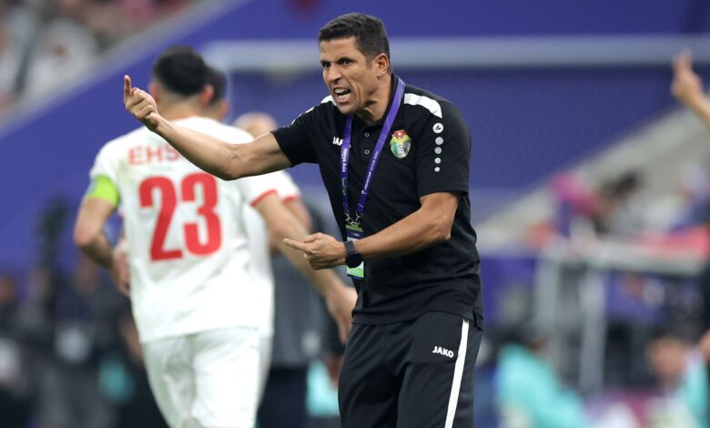 الحسين عموتة: سبب غامض يُبعده عن تدريب العراق