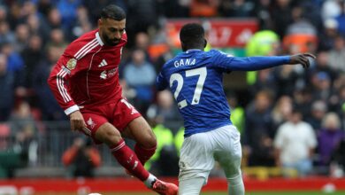 إيفرتون وليفربول: القنوات الناقلة 2025-2026