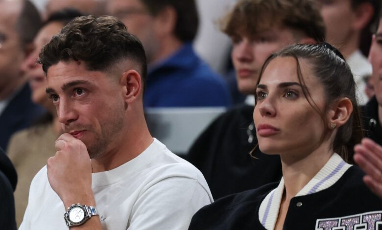 جدل تحكيمي: زوجة فالفيردي تسخر من قرار VAR في مباراة برشلونة