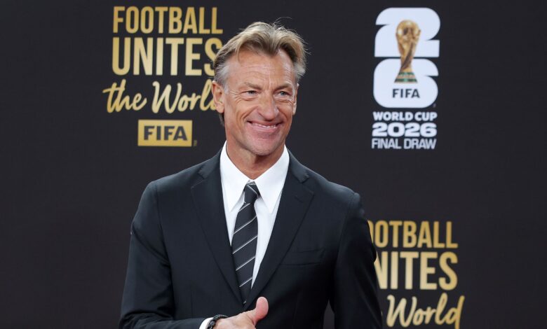 المنتخب السعودي: اللاعبون يتمسكون برحيل رينارد.. وحقيقة العرض الغاني