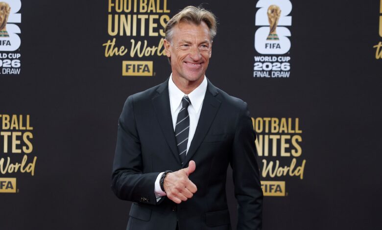 هيرفي رينارد: مدرب باريس سان جيرمان الأسبق يدافع عن مدرب السعودية قبل المونديال