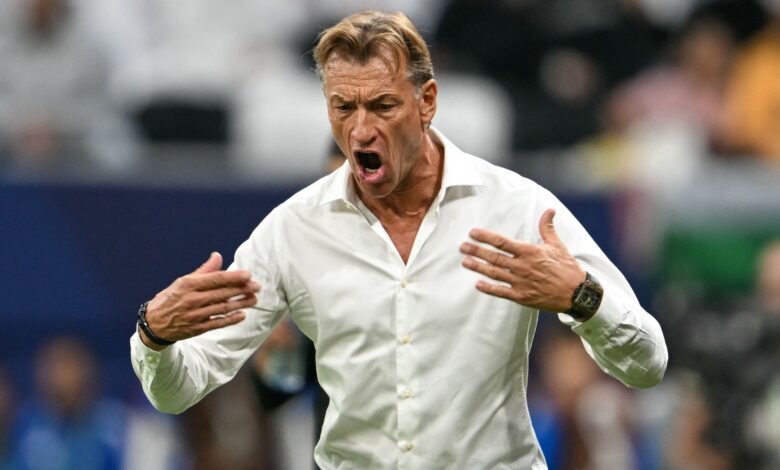 أول تعليق لرينارد على إقالته من منتخب السعودية