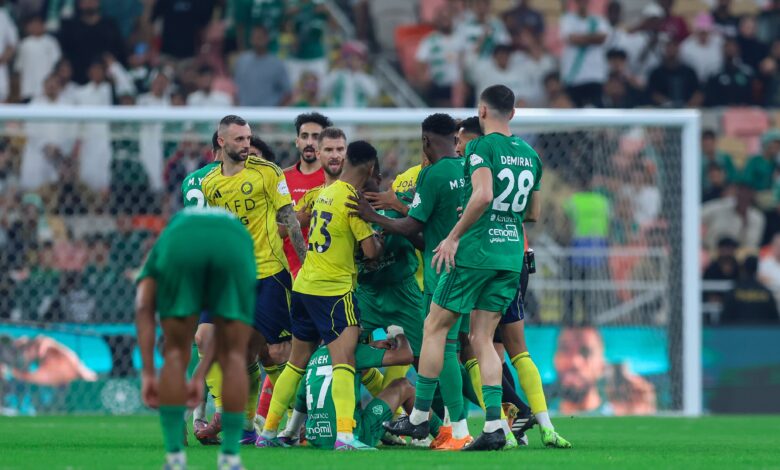 كلاسيكو الأهلي والنصر: نهائي آسيا يهدد صدارة النصر