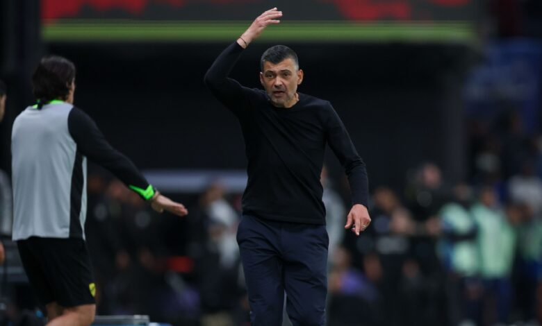 كونسيساو يكشف سبب طرد لاعبي الاتحاد المتكرر