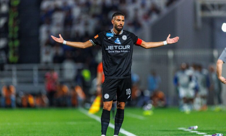 كاراسكو يورط الشباب في قمة الريان بالطرد