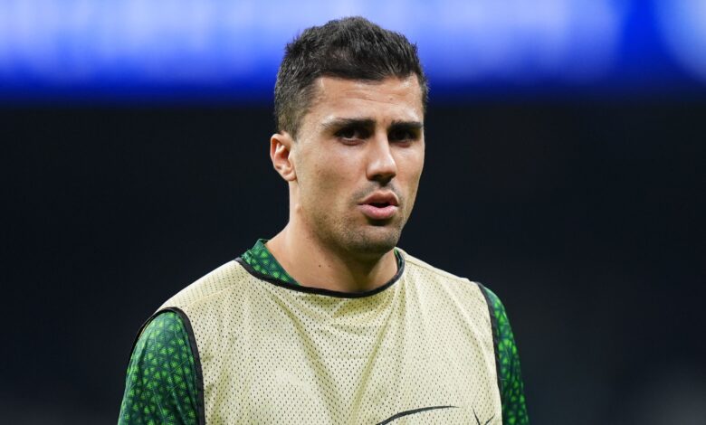 رودري وعرض السيتي الجديد: هل يبقى نجم الوسط في إنجلترا؟