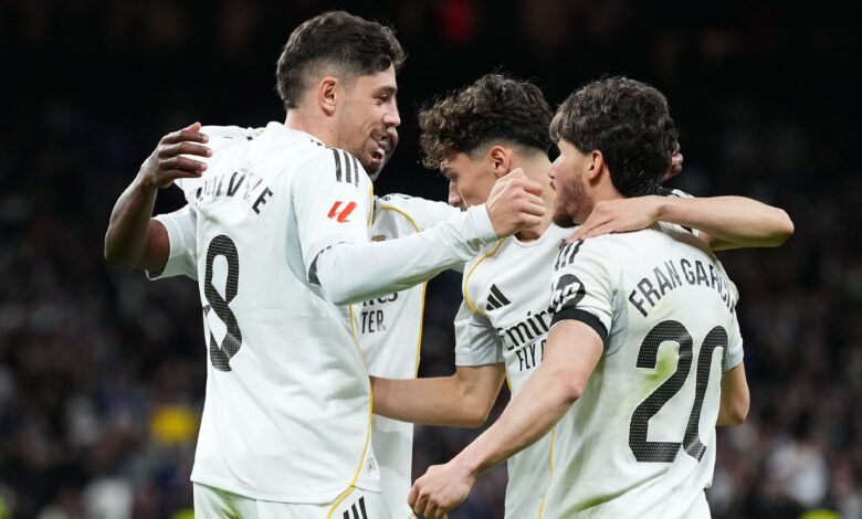 ريال مدريد يخطط للتخلي عن كامافينجا من أجل ضم فيرنانديز