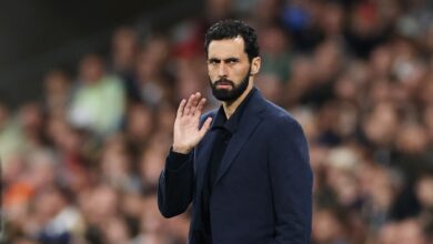 أربيلوا: إسبانيا ليست عنصرية.. واللعب بعد التوقف صعب