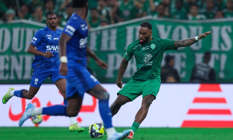 إيفان توني يتصدر هدافي الدوري السعودي برد قوي على رونالدو