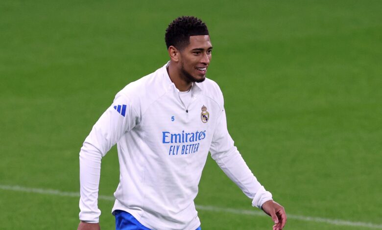 موعد مشاركة بيلينجهام أساسيًا مع ريال مدريد: الحذر الطبي أولاً