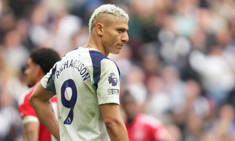 رييتشارليسون باريس سان جيرمان: صفقات فاشلة ورغبة اللعب مع نيمار