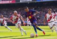 عودة رافينيا على رأس 3 أنباء سارة لفليك في تدريبات برشلونة