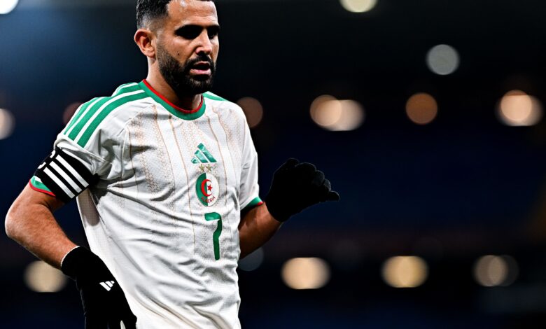 محرز.. تغيير مفاجئ بشأن شارة قيادة الجزائر قبل مونديال 2026