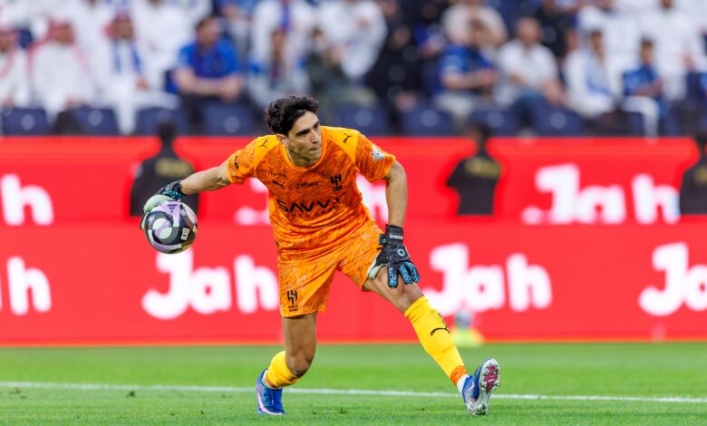 ياسين بونو.. لاعب سعودي سابق: لعنة أمم أفريقيا مع الهلال