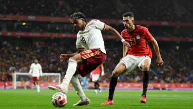 بعد الإساءة للإسلام.. نجم فالنسيا يحرض يامال على مقاطعة إسبانيا