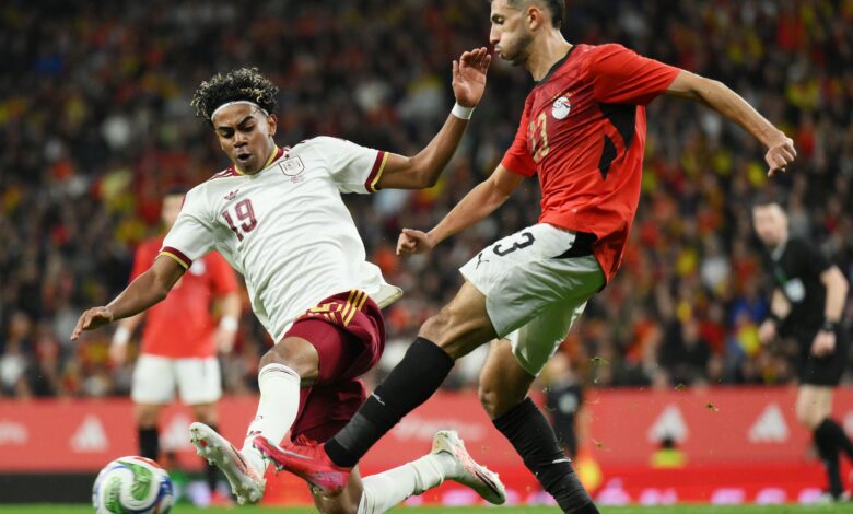 أحمد فتوح يسخر من يامال: "لا أرى أحداً" بعد الأداء المميز