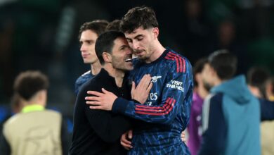 أرسنال سبورتينغ: أرتيتا يثني على هافرتز ومارتينيلي