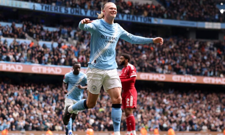 هالاند يتفوق على كين: هاتريك استثنائي يضع السيتي في المقدمة