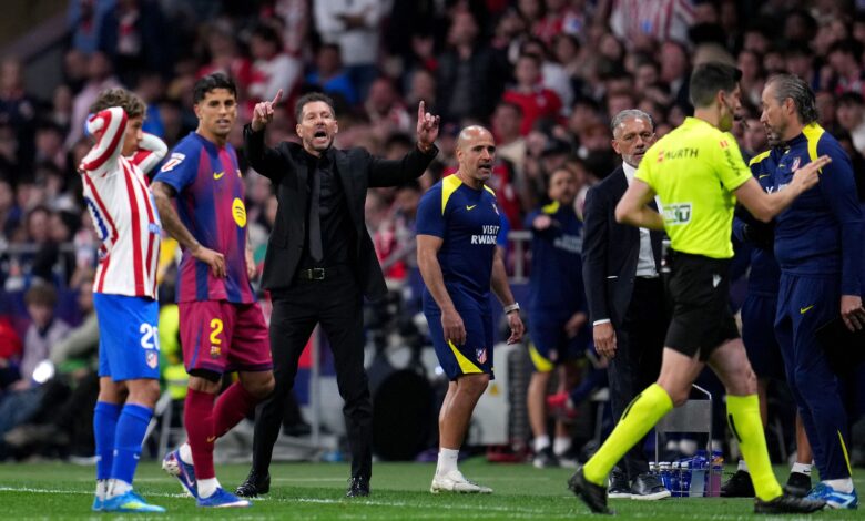 الكلمة المفتاحية: ريال مدريد يشتعل غضباً.. 10 قرارات تحكيمية تدعم برشلونة