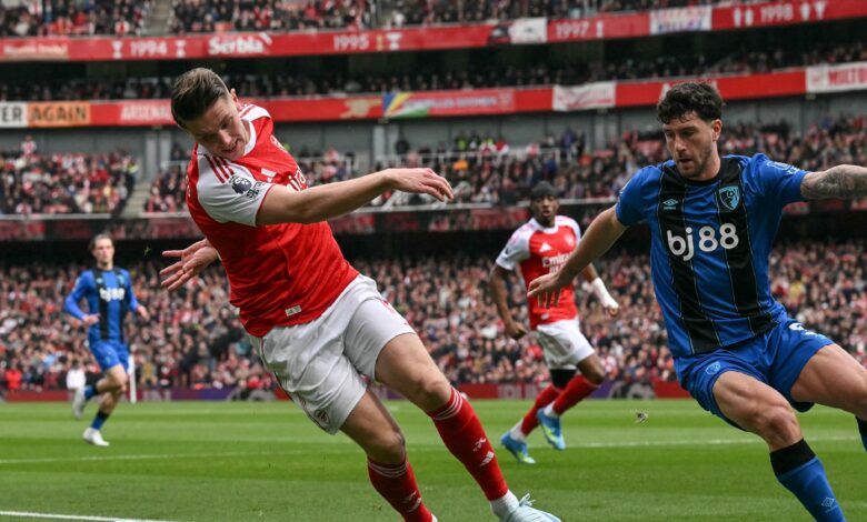 فيكتور جيوكيريس يلوم ملعباً جافاً بعد سقوط أرسنال